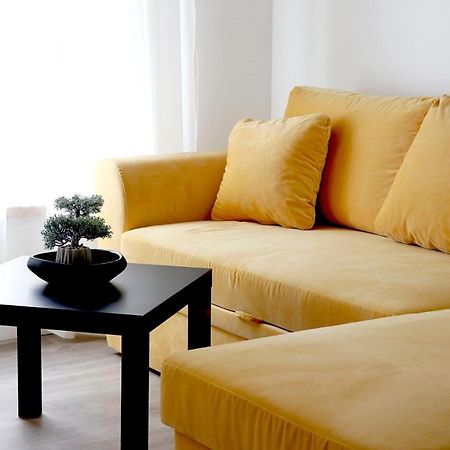 Minimalist Studio Old Town Apartments By Hostlovers 考纳斯 外观 照片